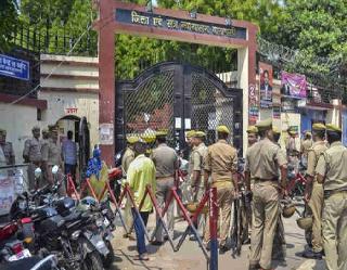 Gyanvapi mosque: वाराणसी कोर्ट ने ज्ञानवापी मामले में मंगलवार तक आदेश रखा सुरक्षित